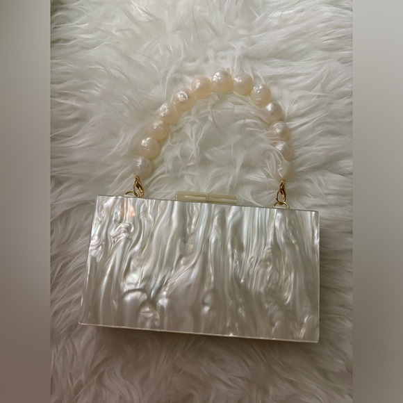 Handbag - Picture 3 of 5